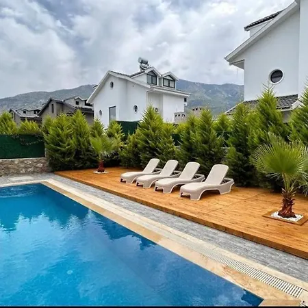 Villa Hisar *